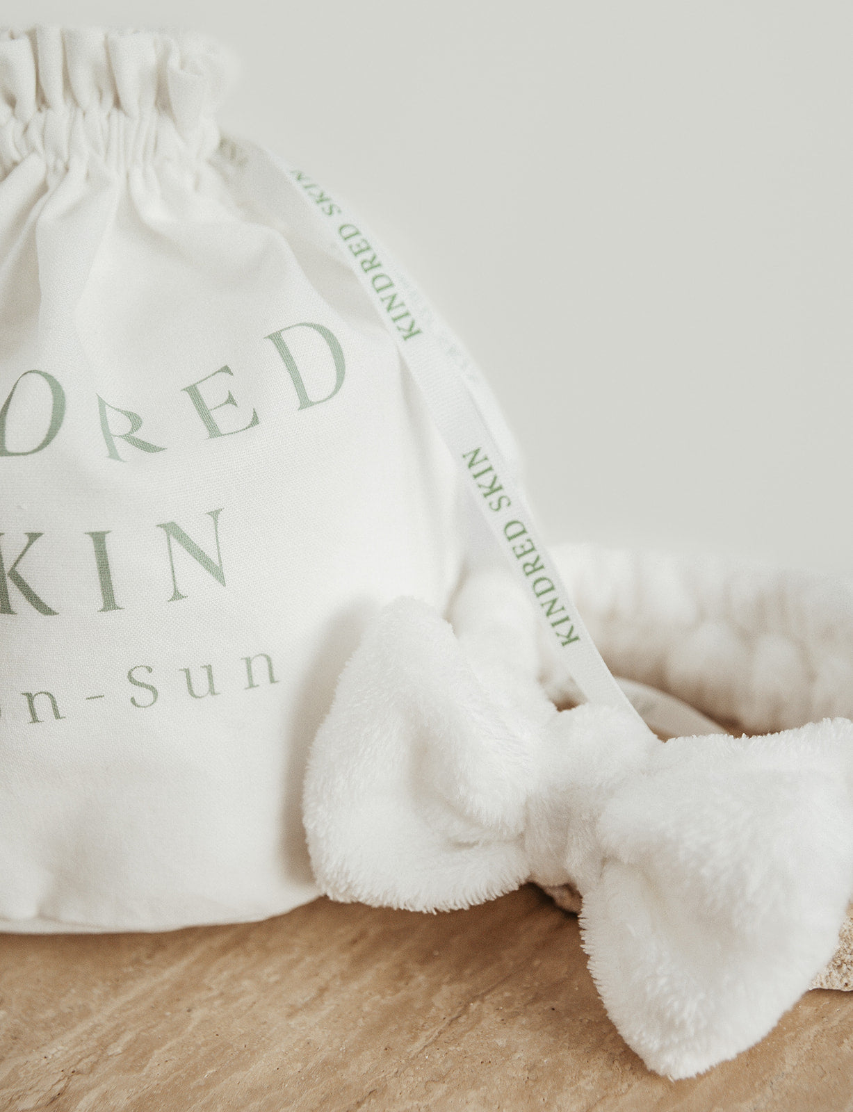 head band to use for skincare routine to wash face with and keep hair back ks mon-sun bamboo face towels Comfortable Headbands for Your Skincare Routine - Australian Brand